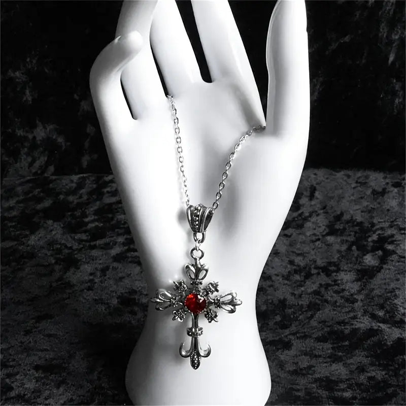 Veldrith Noirelle Necklace