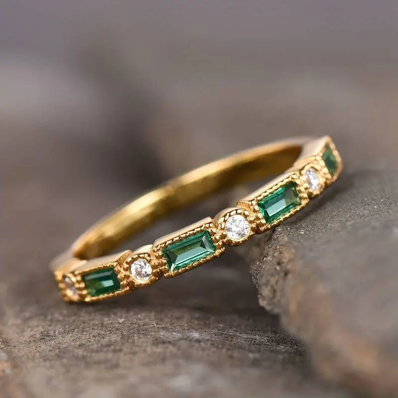 Vintage Green Zirconia Golden Ring