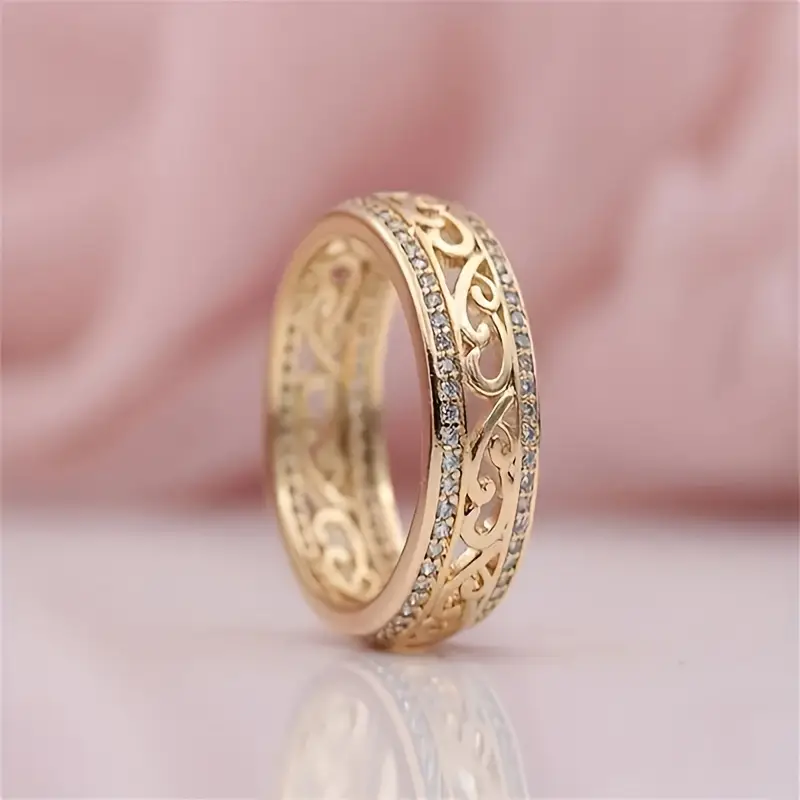 Bright Hollow Golden Ring