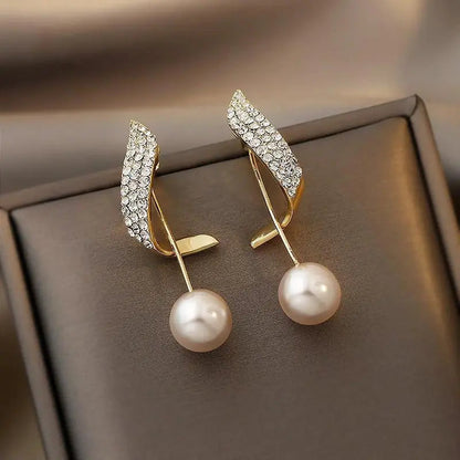 Golden Pearl Earrings