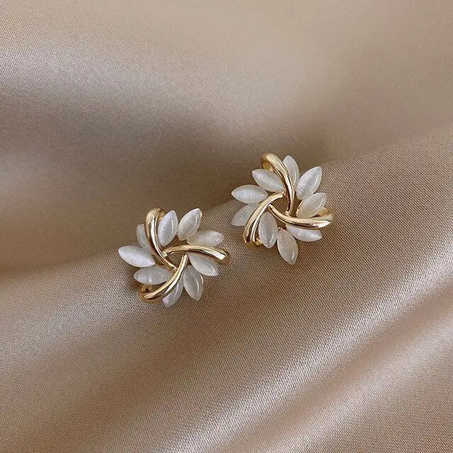 Luxury white opal earrings